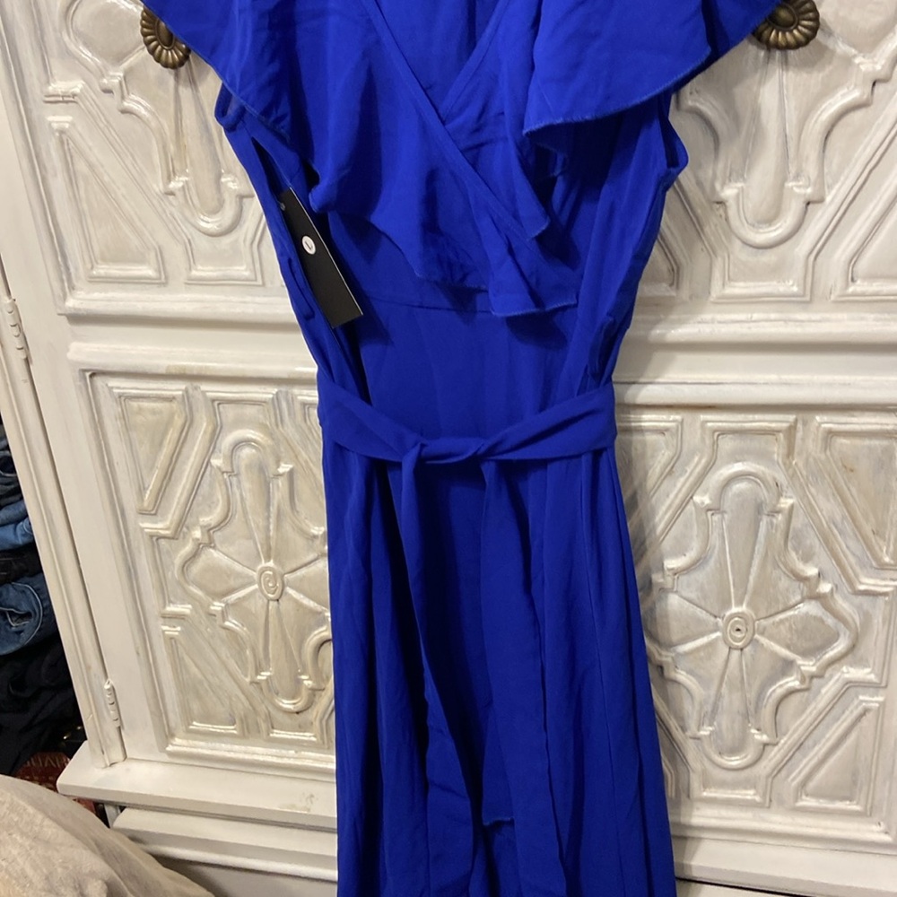 NWT RUFFLE DRESS - Picture 4 of 9